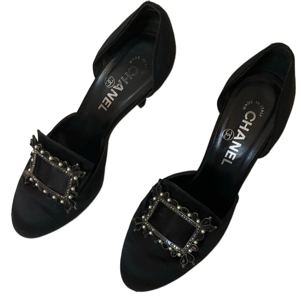Chanel Black Satin 3.5" heels Gemstone buckle Size 36.5  (US size 6) - Picture 2 of 14